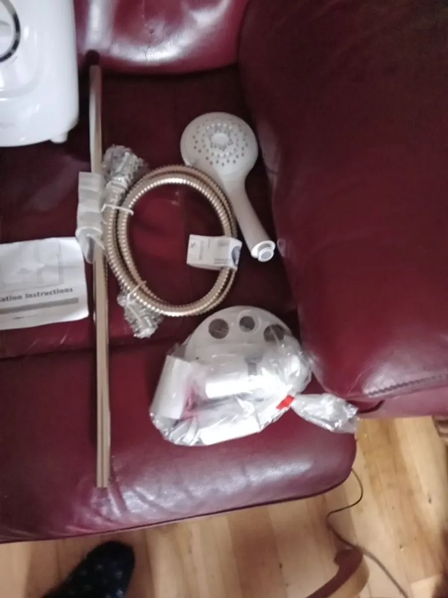 new electric shower - Image 3