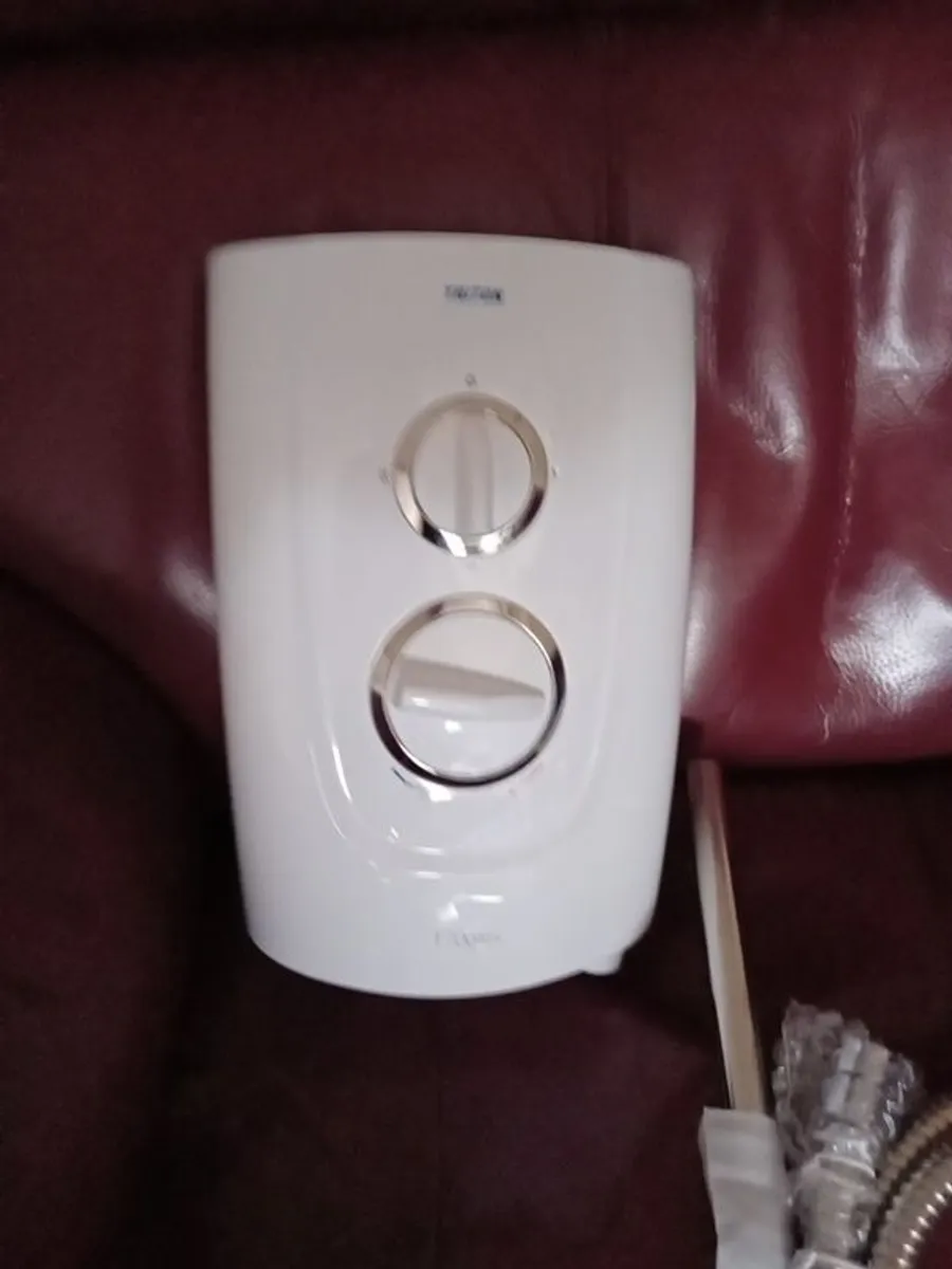 new electric shower - Image 4