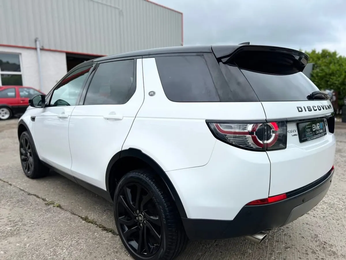 Land Rover Discovery Sport 2017 - Image 3