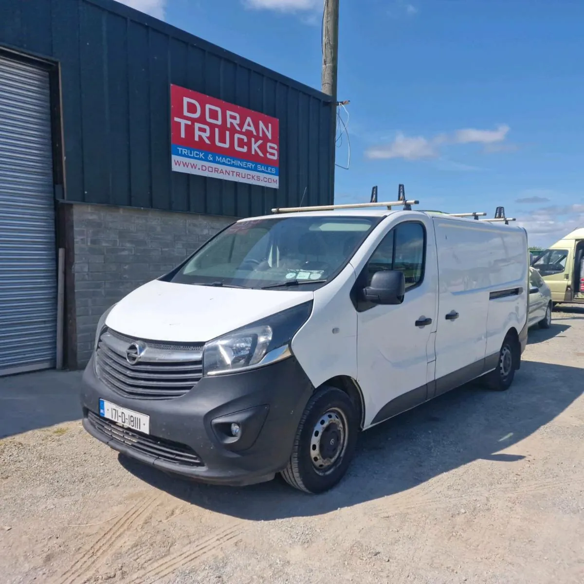 Opel Vivaro 1.6CDTI - Image 1