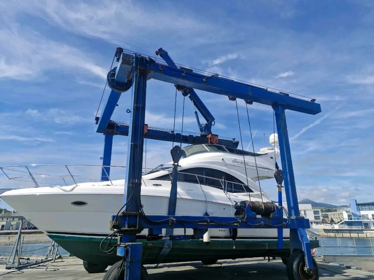 Mobile Marine travel hoist - Image 3