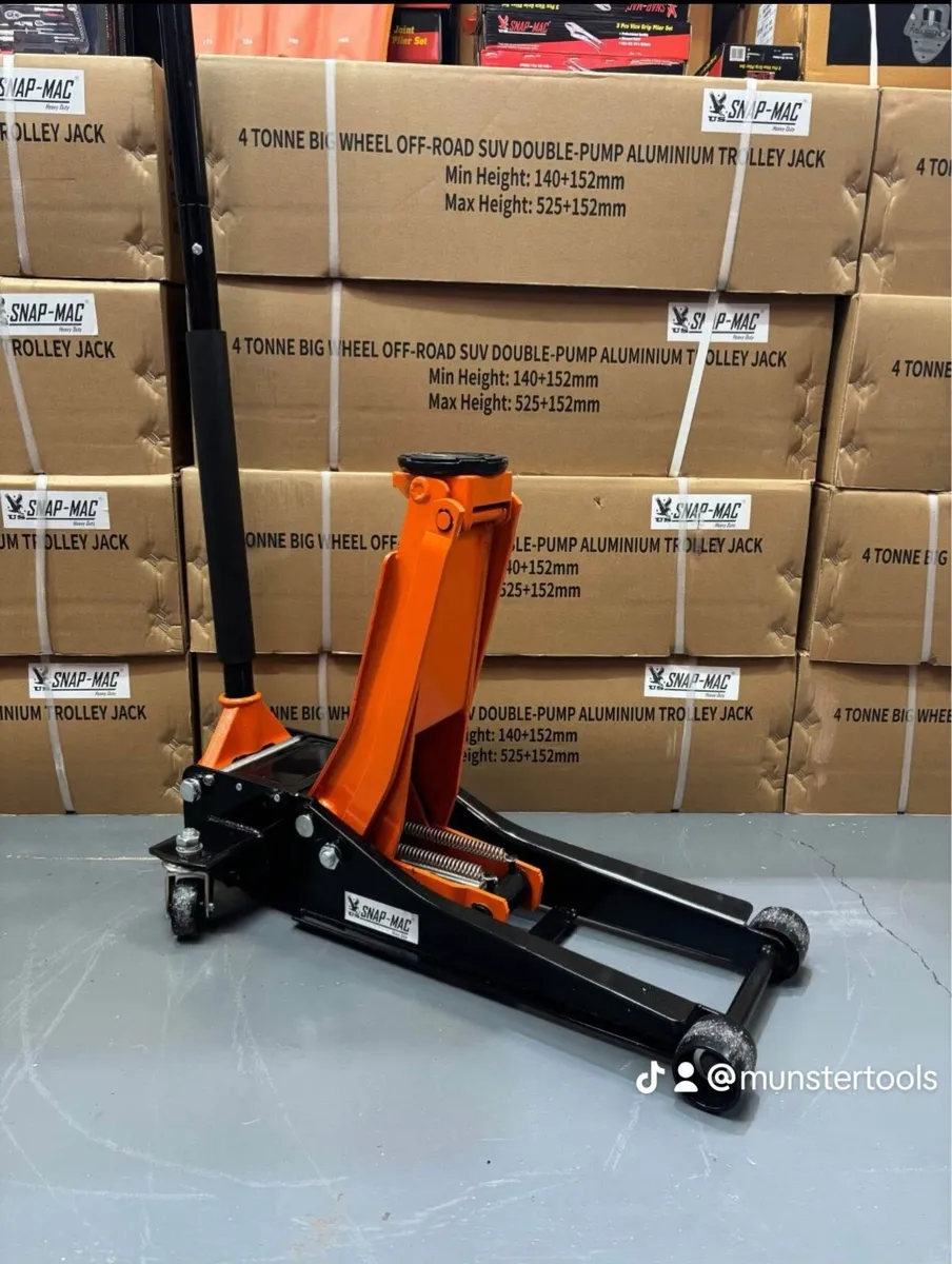 BRAND NEW 4ton LOW PROFILE TROLLEY JACK - Image 2
