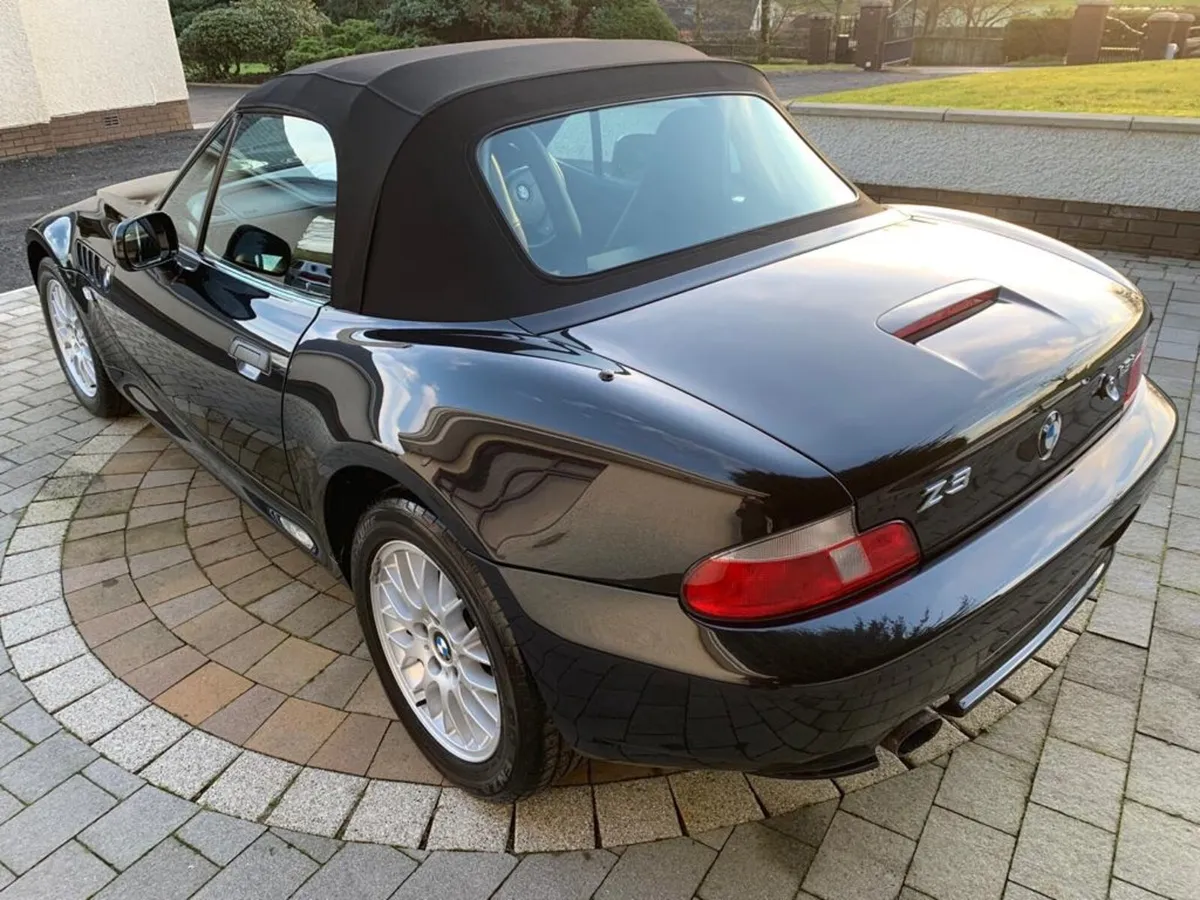 BMW Z3 - Image 1