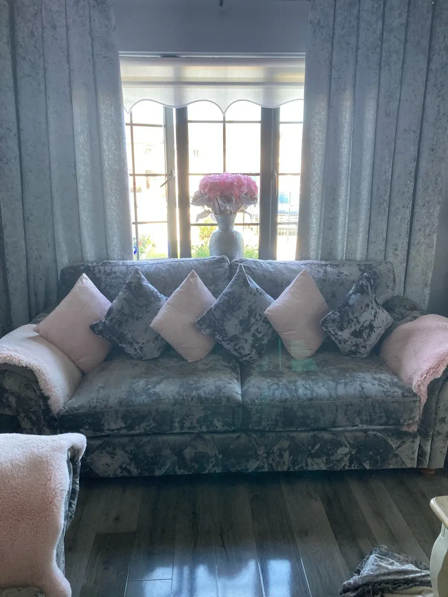 Sofa - Image 2