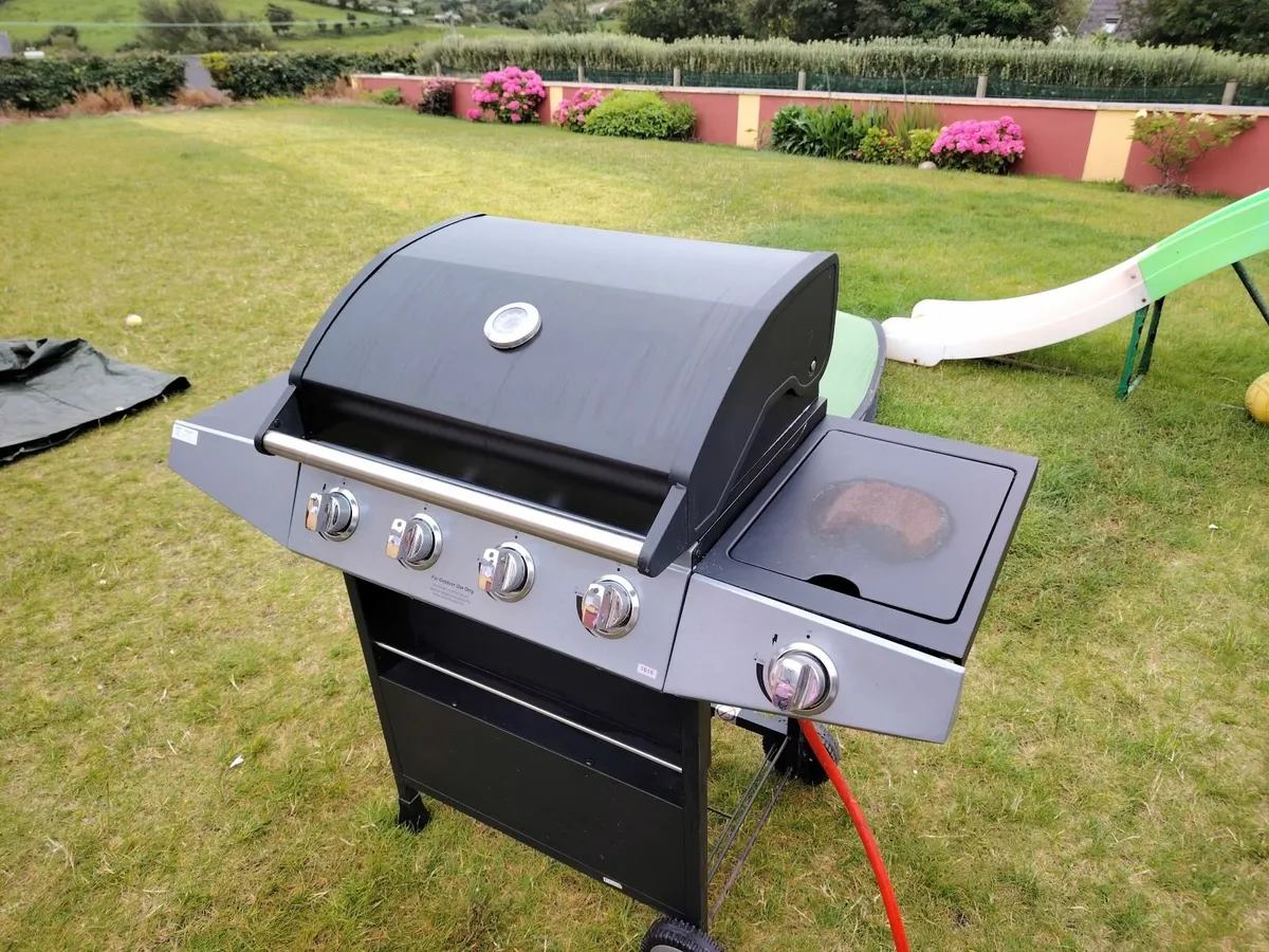Barbecue - Image 2
