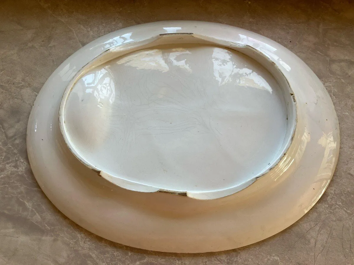 Large Victorian meat serving plate with gravy well - Image 4