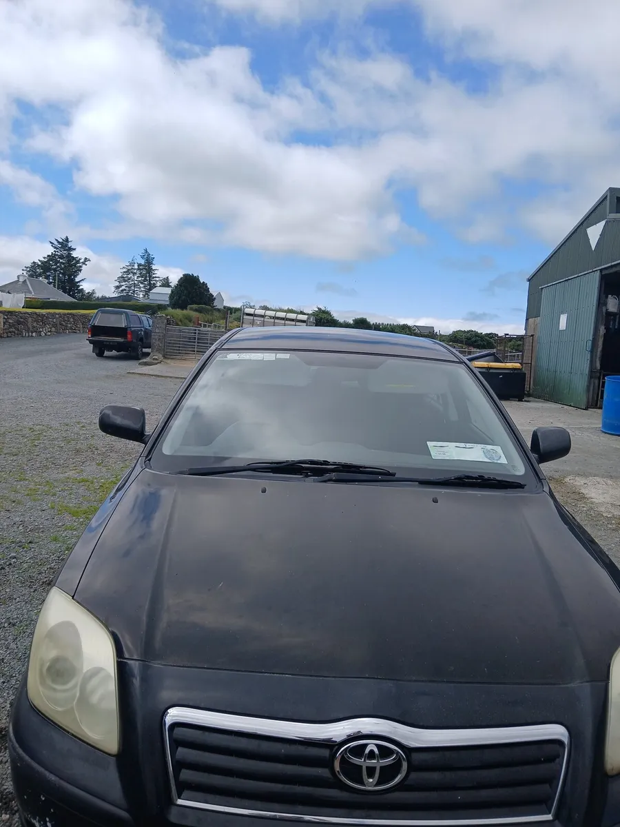 Toyota Avensis 2003 - Image 1