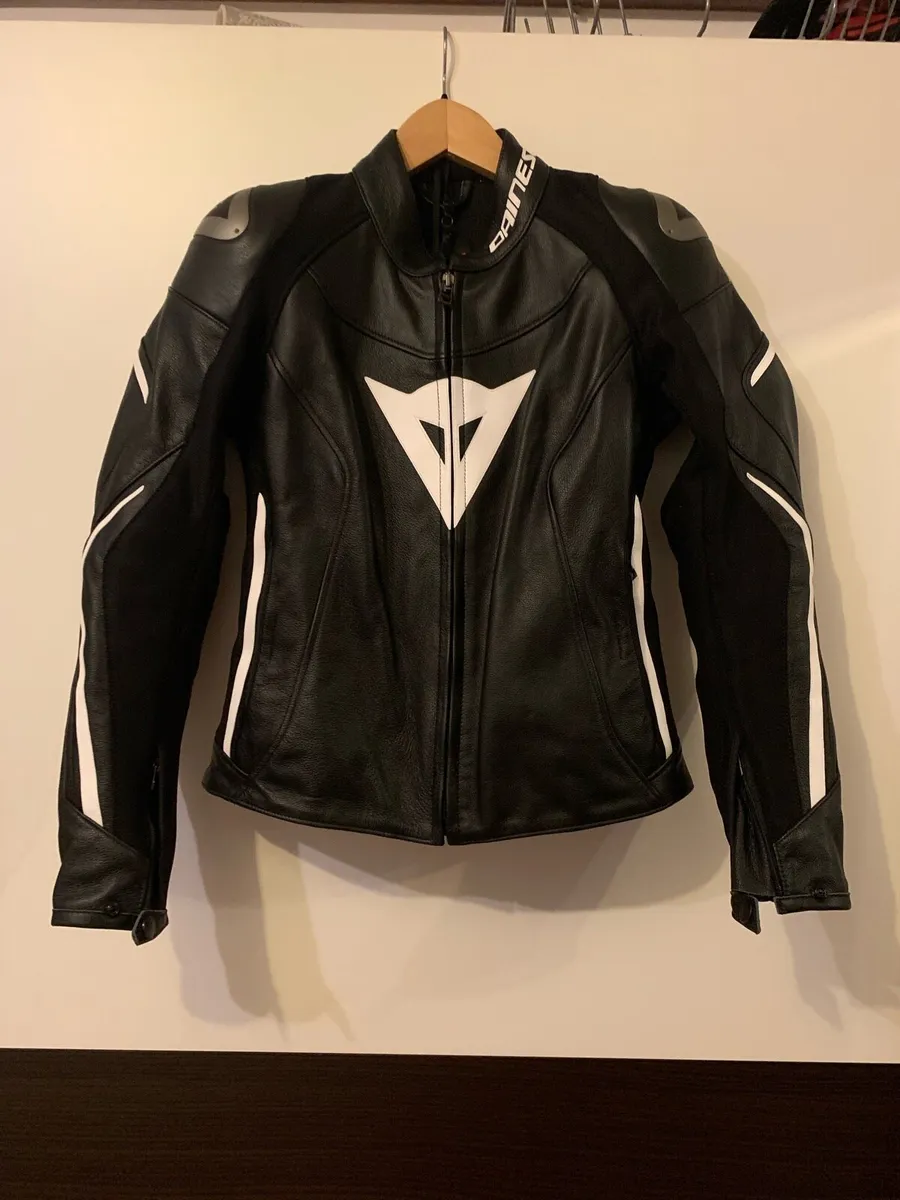 Dainese woman’s leather motorcycle jacket S - Image 1