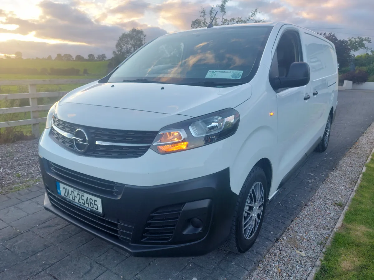 OPEL VIVARO 2021 / LWB - Image 1