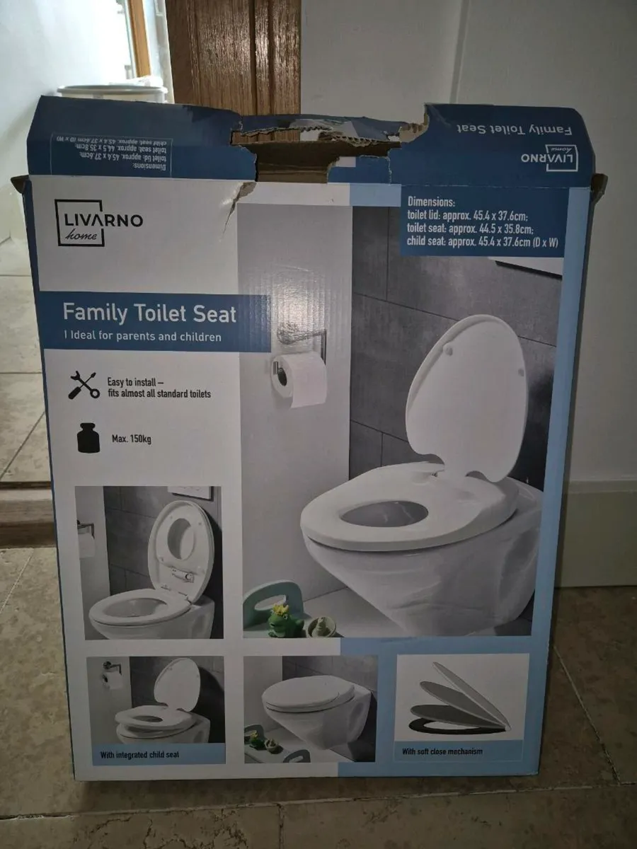 Toilet seat cover incl child seat
