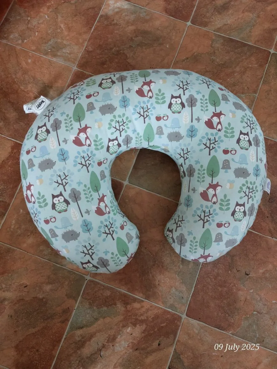 Feeding pillow