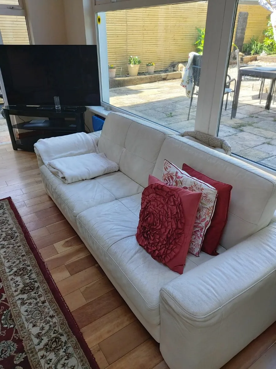 Leather sofas - Image 2