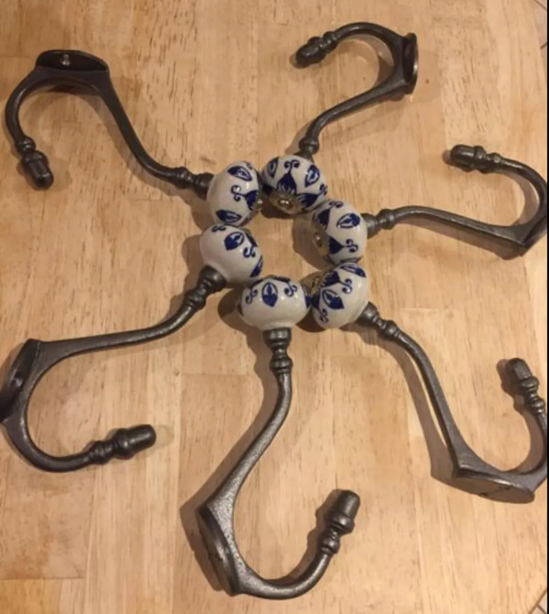 6 x Large Cast Iron Coat Hooks Retro Style NEW - Image 1