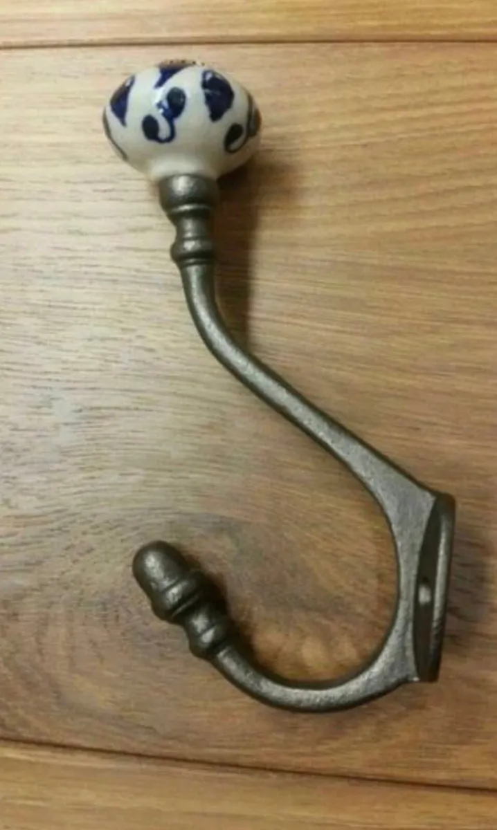 6 x Large Cast Iron Coat Hooks Retro Style NEW - Image 2
