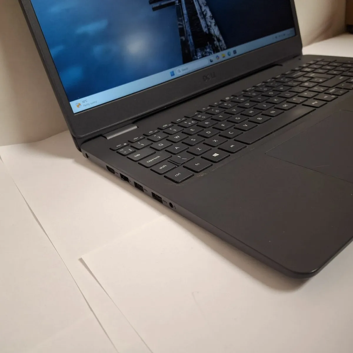 Dell Vostro 3500 | i7-1165G7 | 16GB RAM Laptop - Image 3