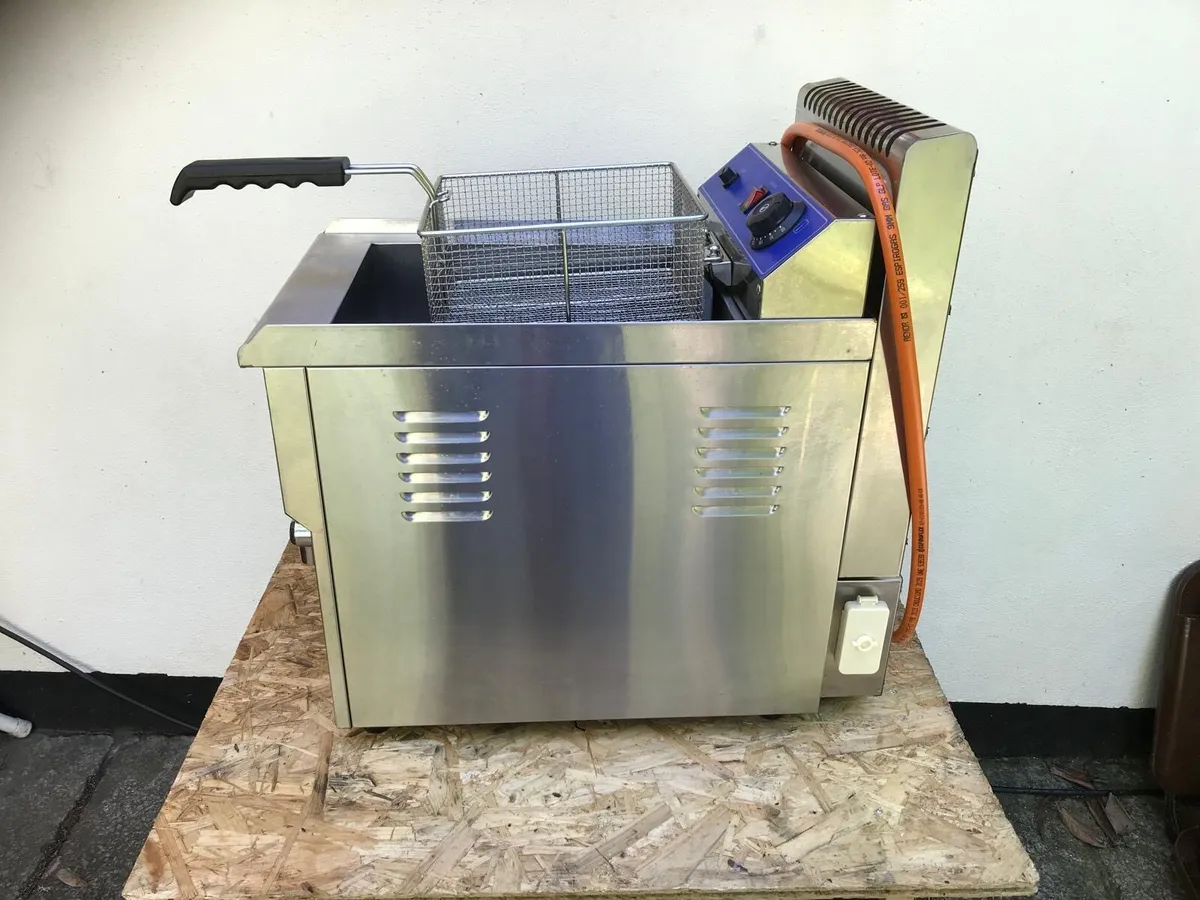 Commercial gas fryer 5KW - Image 3