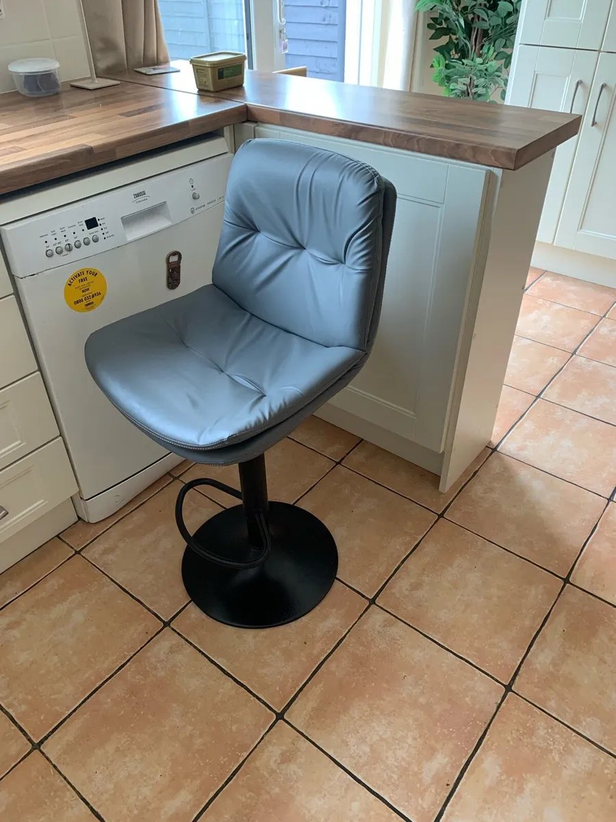 High Chair - Image 2