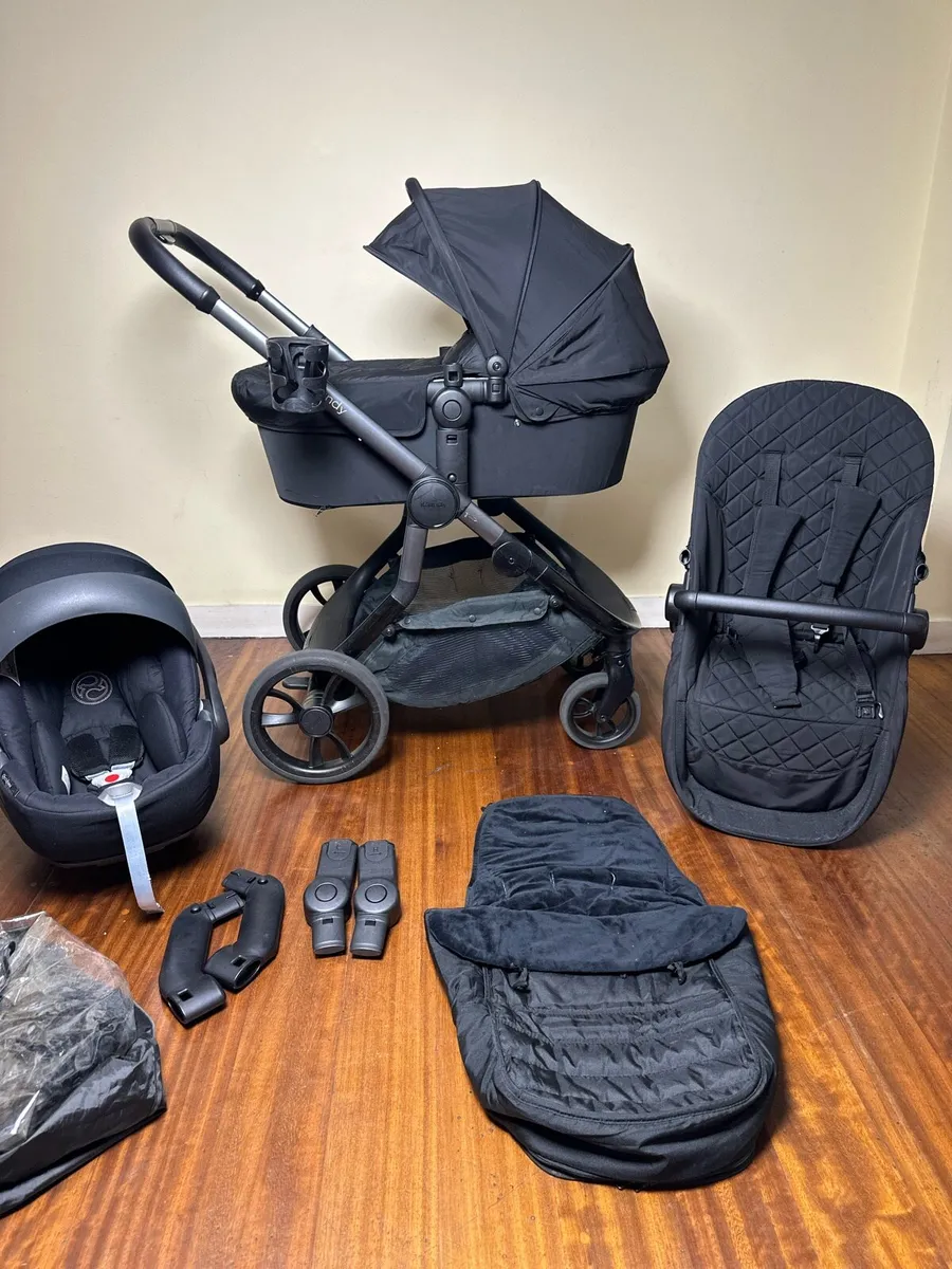 ICandy orange 3 in 1 Cybex car seat - Image 1