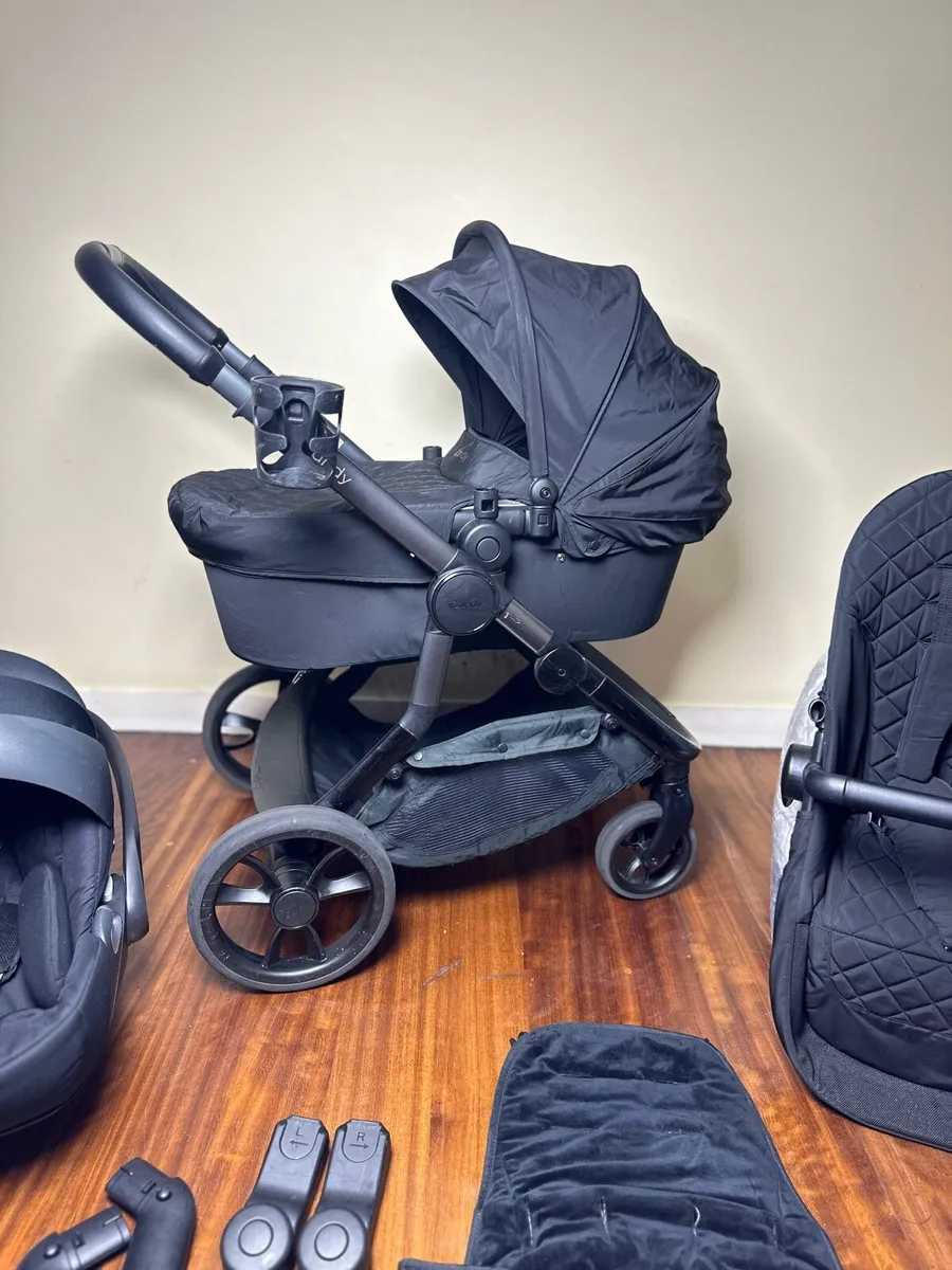 ICandy orange 3 in 1 Cybex car seat - Image 4