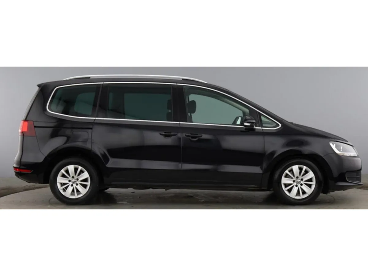 Volkswagen Sharan SE NAVIGATION TDI - Image 2