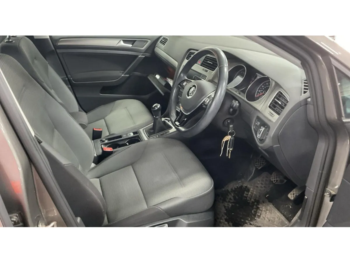 Volkswagen Golf MATCH EDITION TDI BLUEMOTION - Image 2