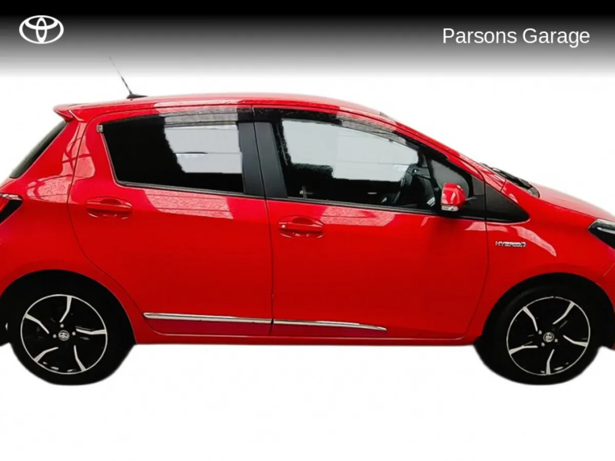 Toyota Yaris 1.5 VVT-I CVT DESIGN 5DR AUTO - Image 2