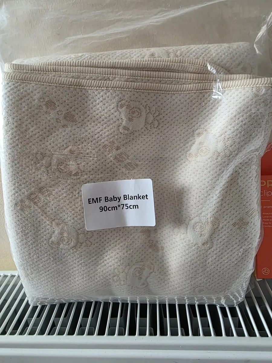 Joie Nitro Stroller
+ pram clips + blanket ALL NEW - Image 3