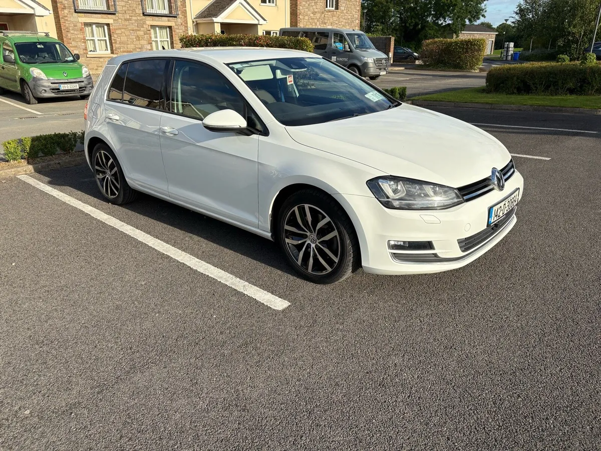 VW Golf 1.4TSI Highline - Image 1