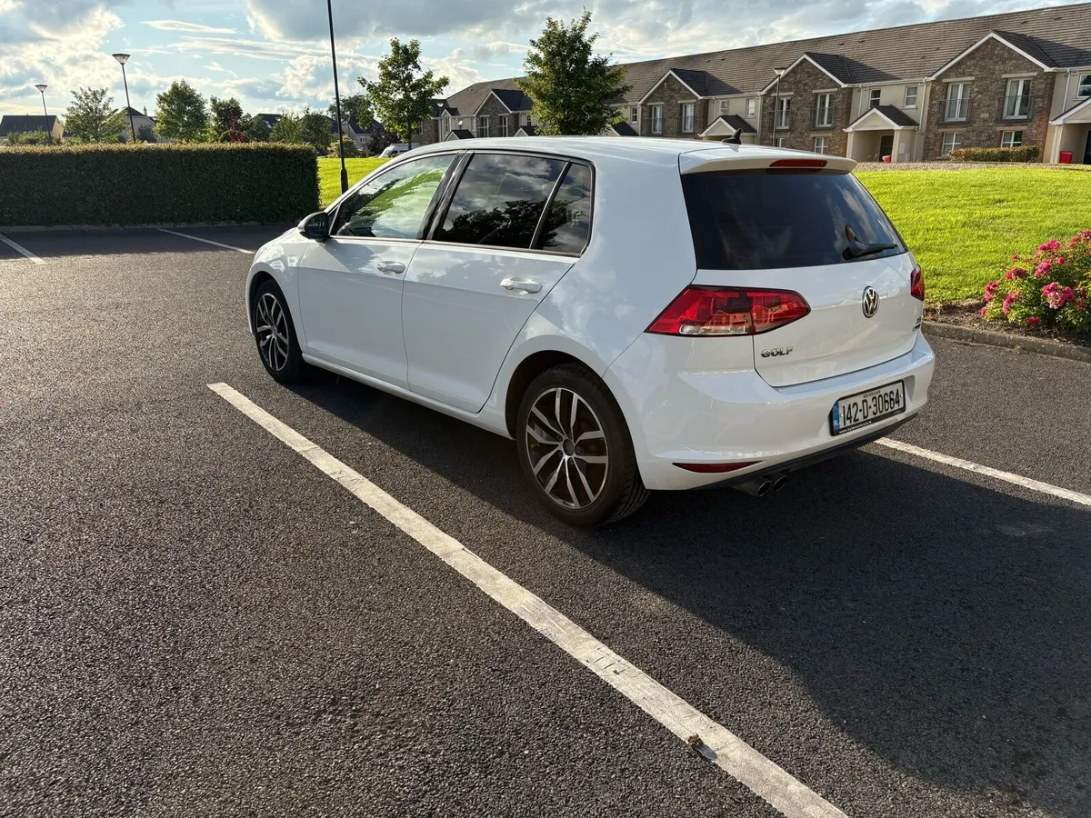 VW Golf 1.4TSI Highline - Image 3