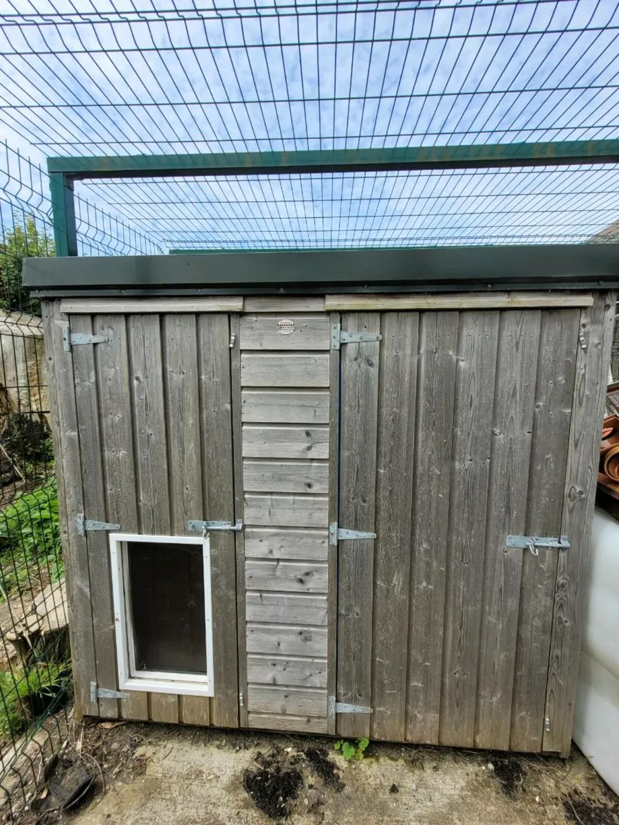 Garden shed/Dog Kennel - Image 1