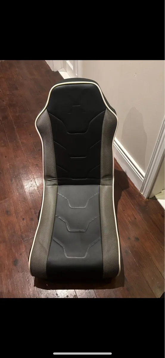 X Rocket Gaming chair - Image 2