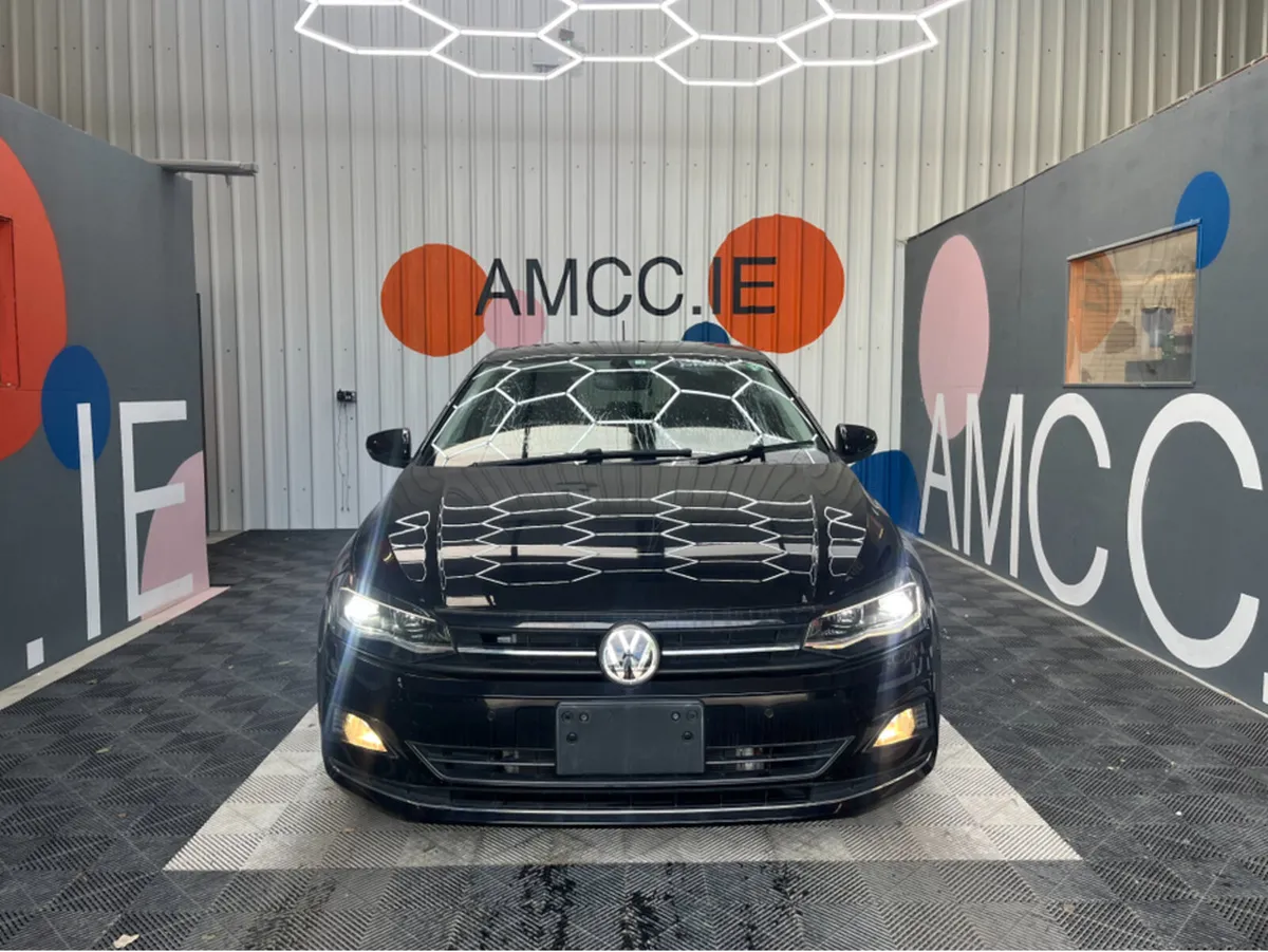 Volkswagen Polo 1.0 PETROL / 45k KMs / REVERSE CAM - Image 2