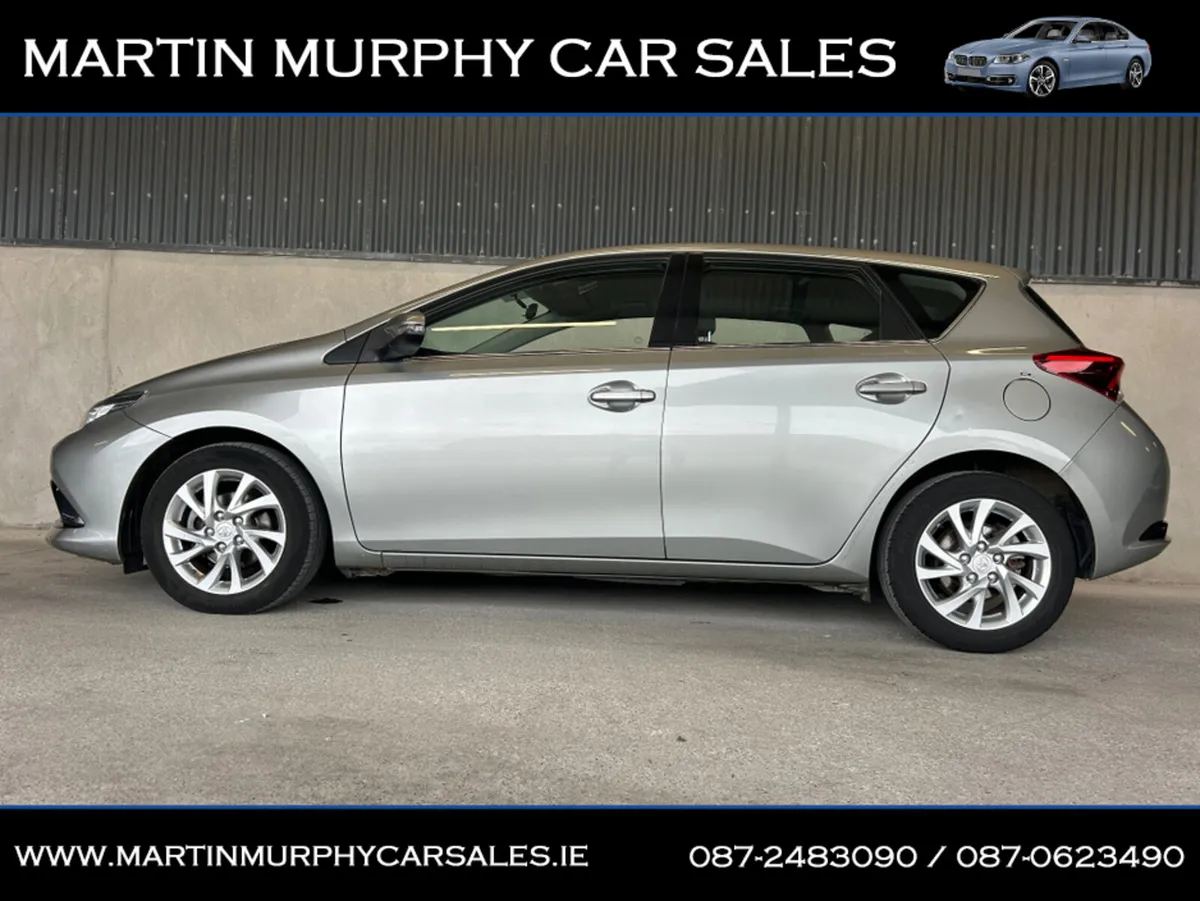 Toyota Auris 1.4 D-4D LUNA * LOW KMS * - Image 3