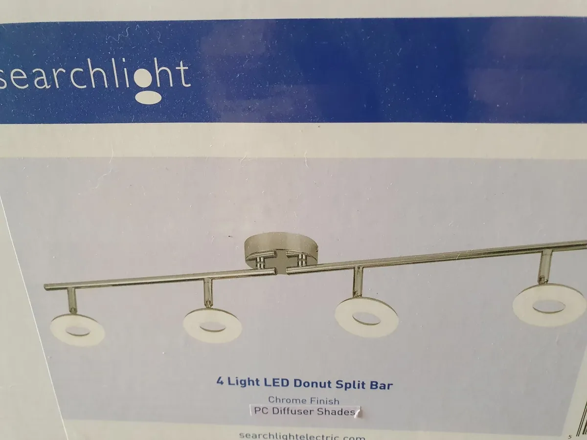4 Light LED Donut Split Bar Ceiling Light