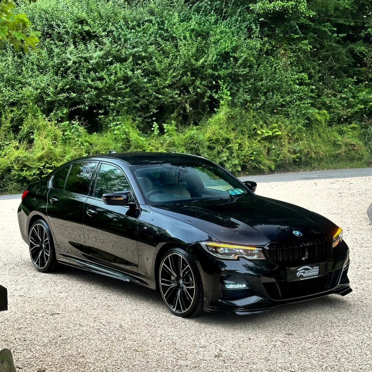 2020 (201)  BMW 330e M-SPORT 290BHP **LO W MILES** - Image 1