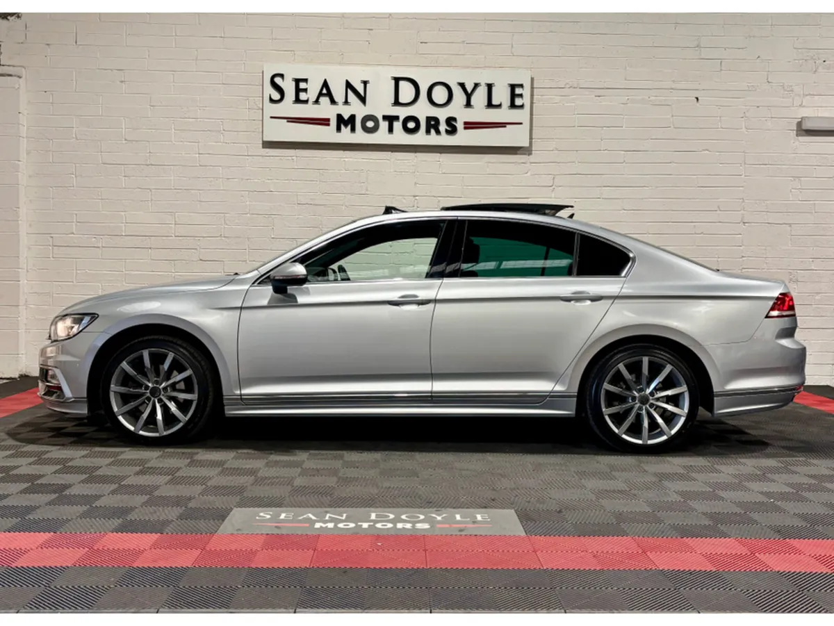 Volkswagen Passat 2.0 TDI R-LINE HIGH SPEC DIGITAL - Image 4