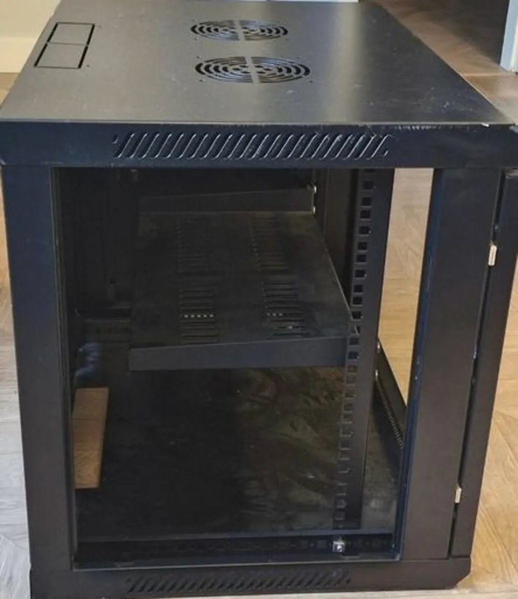 Server rack cabinet 19 inch 600x450x500mm + Shelf - Image 2
