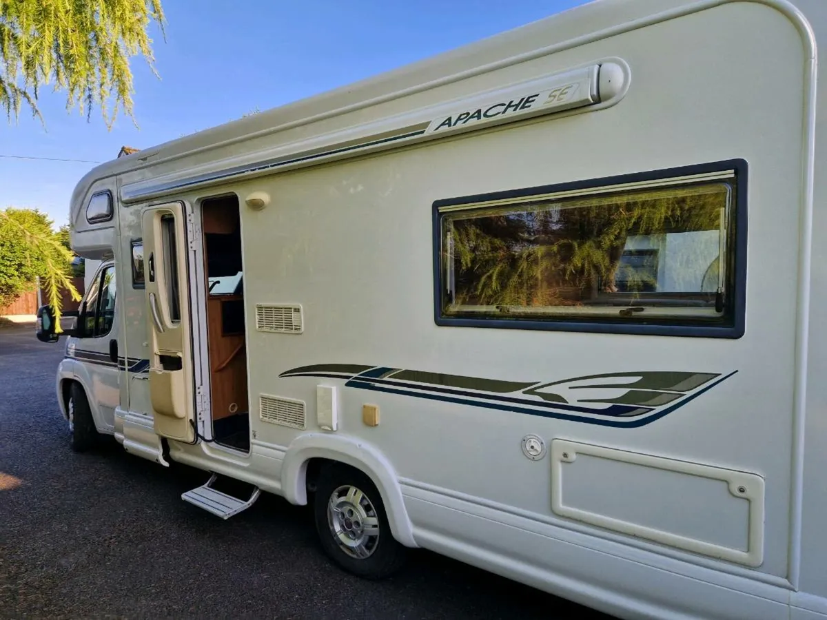 Motorhome - Image 3