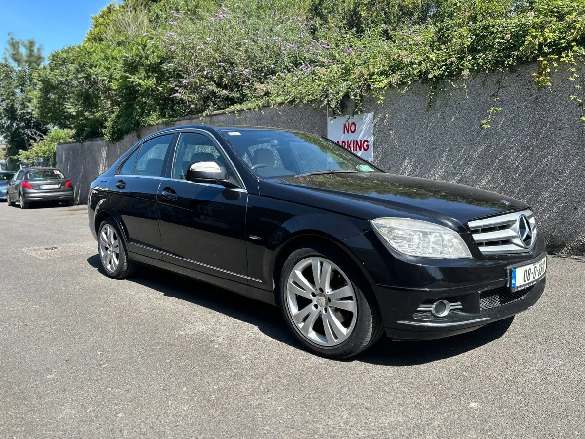 Mercedes-Benz C-Class 2008 - Image 2