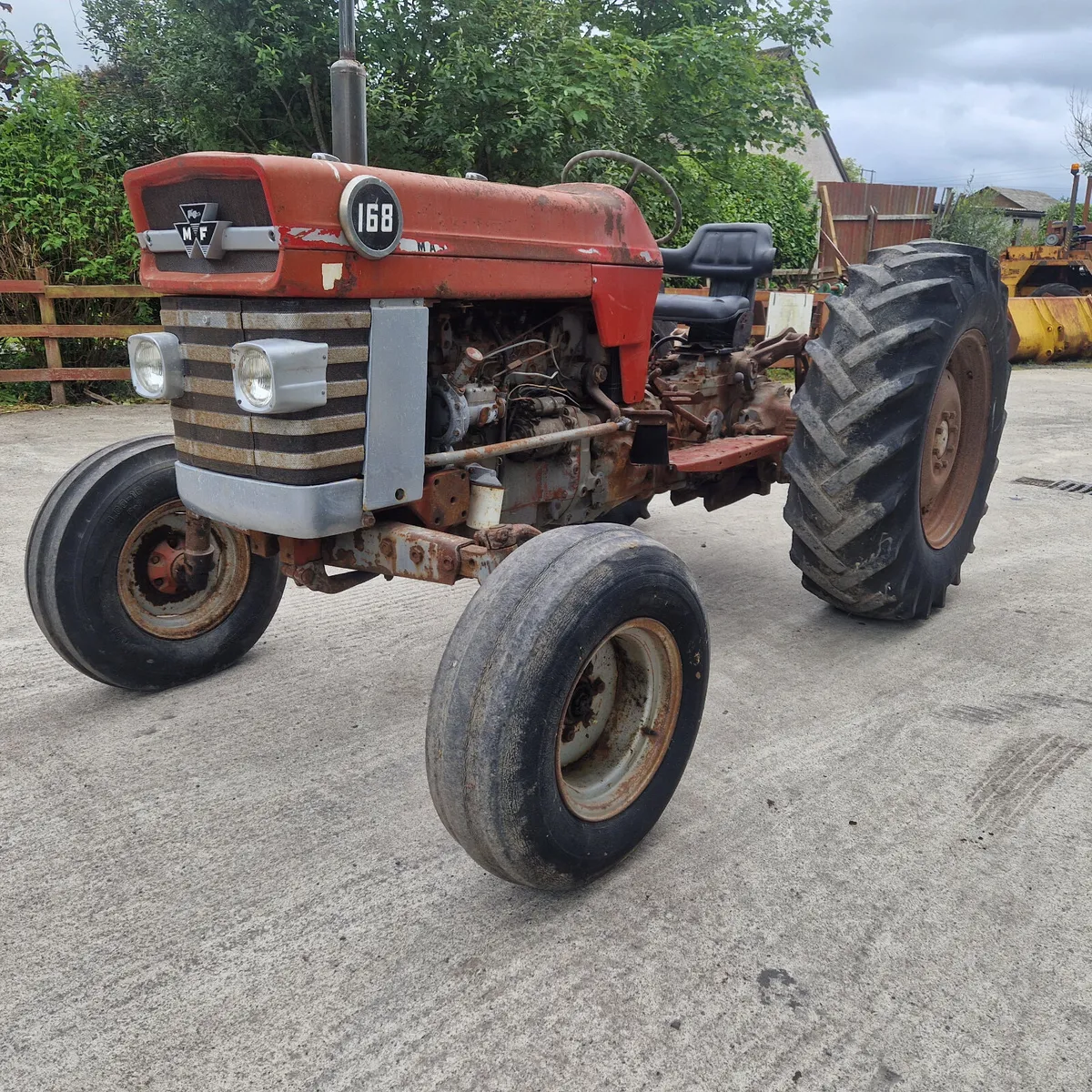 Tractors - Image 2