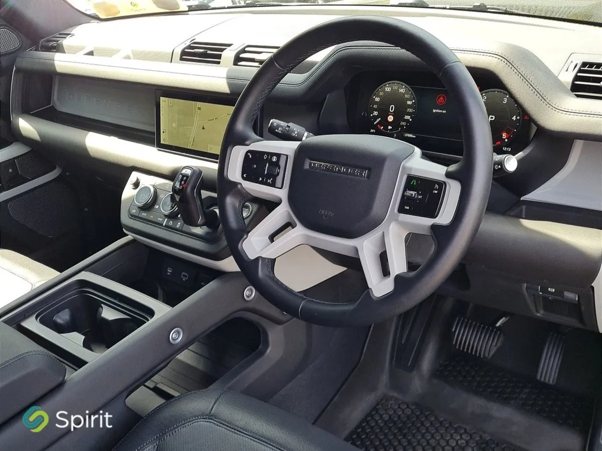 Land Rover Defender Defender 110 3.0 X- DYN - Image 4