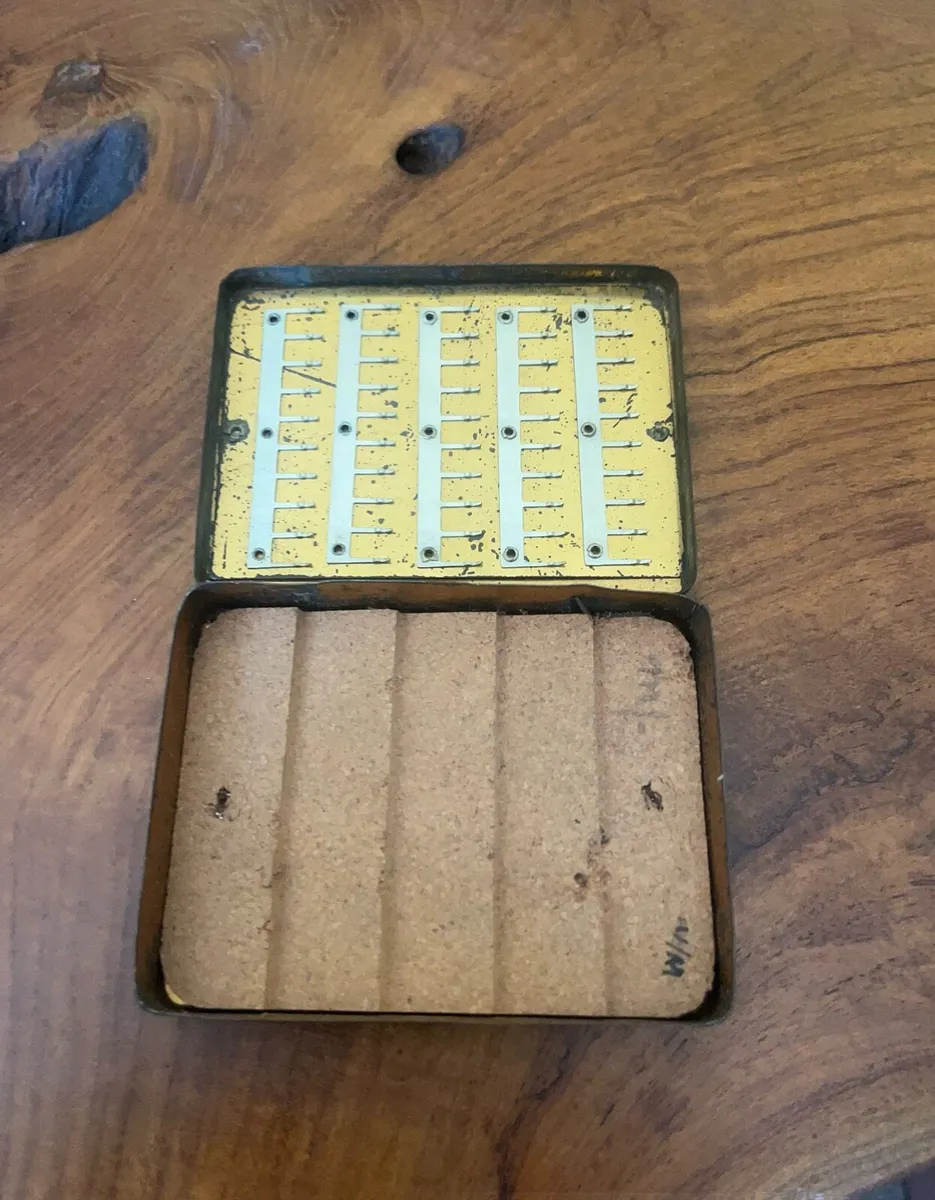 Antique Richard Wheatley Loch Leven Fly box - Image 3