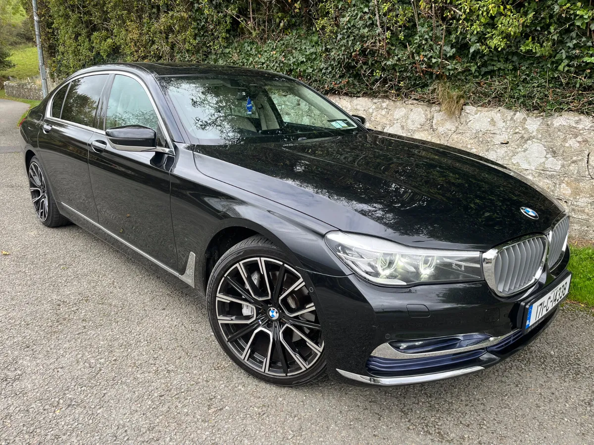 BMW 7-Series 2017  G12 LD XDRIVE EXCLUSIVE 4DR - Image 3