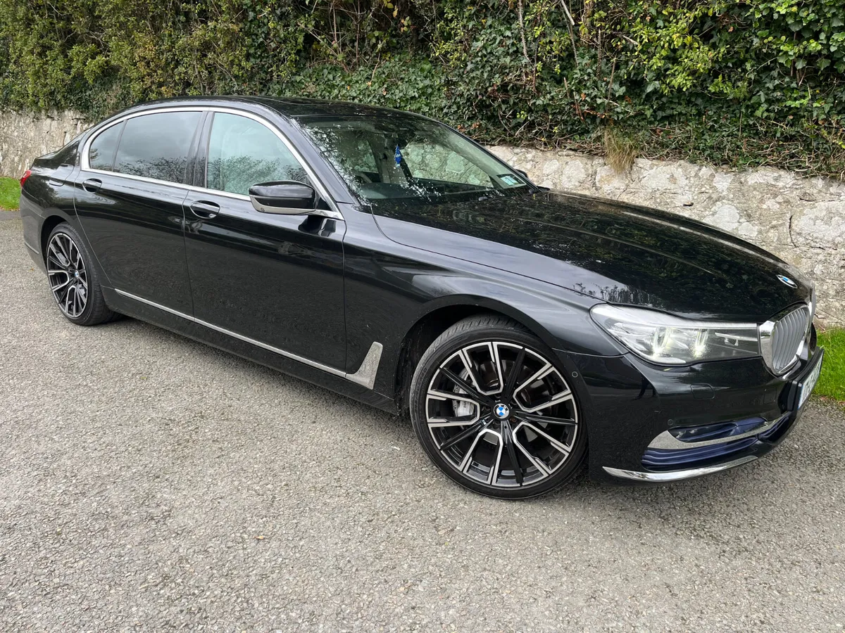 BMW 7-Series 2017  G12 LD XDRIVE EXCLUSIVE 4DR - Image 2