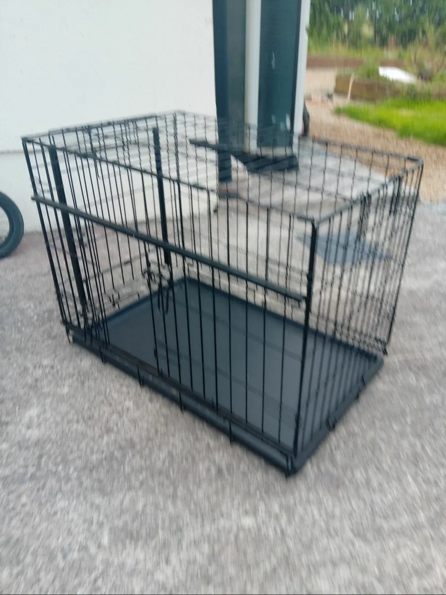 Large Dog crate - Image 1