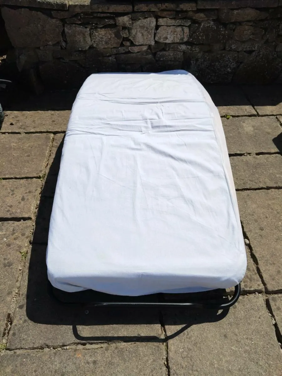 Fold up Single Bed - Image 1