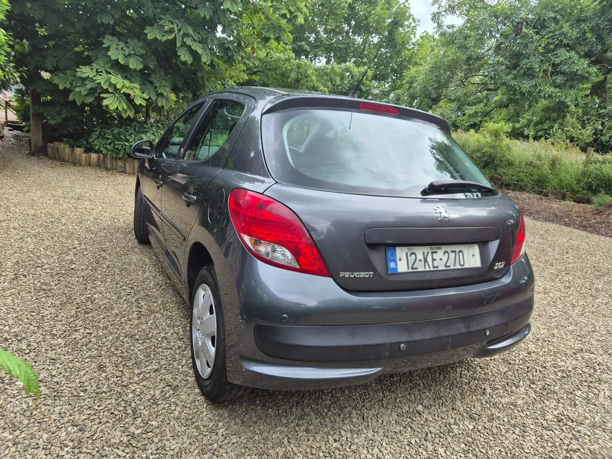 Peugeot 207 2012 - Image 4