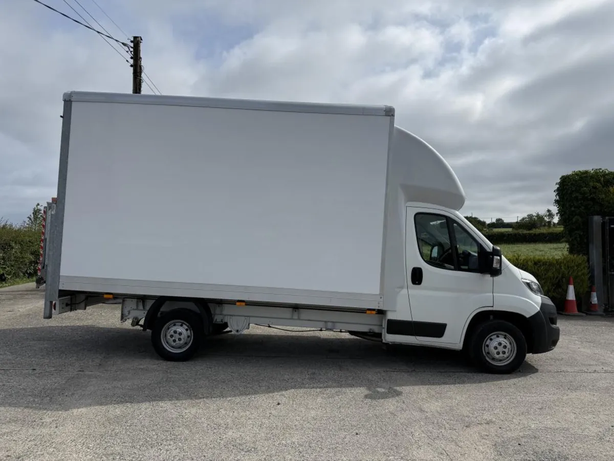 2022 Citroen Relay Luton Van **Online Auction** - Image 3