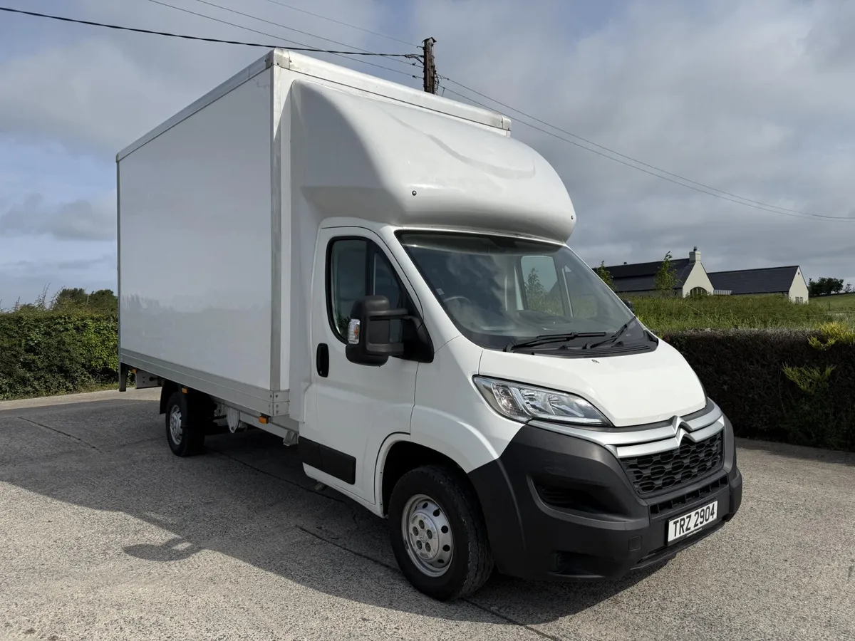 2022 Citroen Relay Luton Van **Online Auction** - Image 1