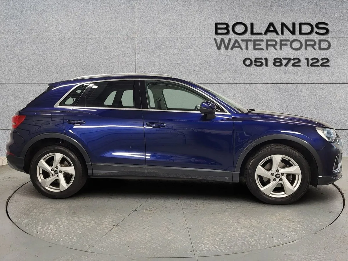 Audi Q3 35 TDI 150HP S Tronic SE - Image 4